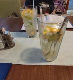 Csücsök Csárda Étterem és Pizzéria