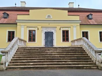 Czóbel-kúria Anarcs