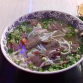 Taumi Pho Budapest - Étel/ital