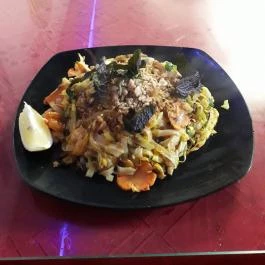 Taumi Pho Budapest - Étel/ital