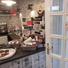 DasCafé, Herceghalom - Belső