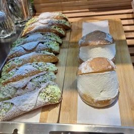 De' Finci Budapest - Étel/ital