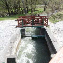 Denkpál-Hallépcső, Dunasziget - Egyéb