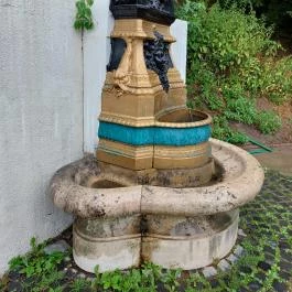 Díszkút, Budapest - Külső kép