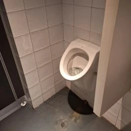 Dobrumba Budapest - Mosdó