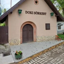 Doki Grill Terasz Tök - Külső kép