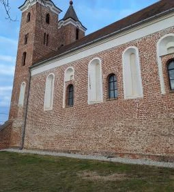 Dombiföldi Szent Jakab apostol templom