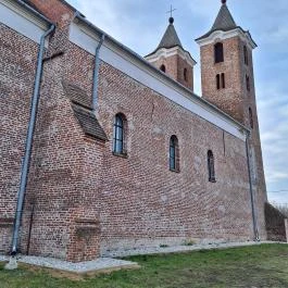 Dombiföldi Szent Jakab apostol templom, Mórichida - Külső kép