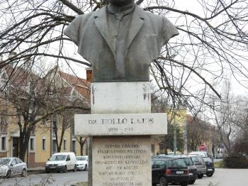 Dr. Holló Lajos szobra Kiskunfélegyháza