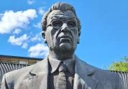 Dr. Nagy Bálint mellszobra Budapest