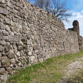 Drégely vára Drégelypalánk - Külső kép