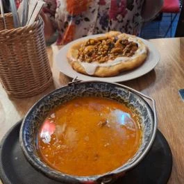 Drum Cafe Langosh & Gulash Bar Budapest - Étel/ital