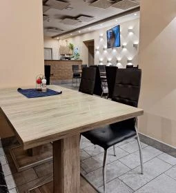 Dübögő Hotel és Étterem 