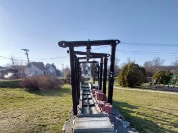 Dudari szénbányászat & áldozatainak emlékműve Dudar