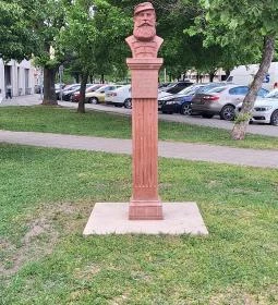 Dunyov István szobor