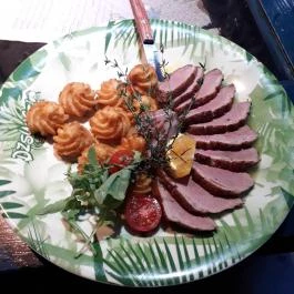 Dzsungel Kávézó & Étterem Budapest - Étel/ital