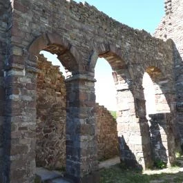 Ecséri templomrom Révfülöp - Külső kép