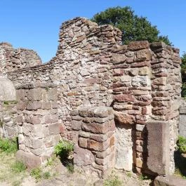 Ecséri templomrom Révfülöp - Külső kép