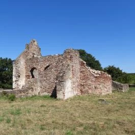 Ecséri templomrom Révfülöp - Külső kép