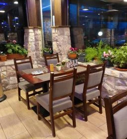 Édenkert Csárda & Fogadó