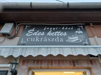 Édes Kettes Fagyizó-Kávézó Pomáz