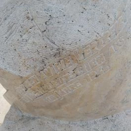 Égbekiáltó, Csobánka - Külső kép