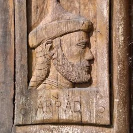 Égbekiáltó gyökerek köztéri alkotás Füzérradvány - Egyéb