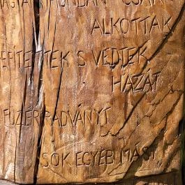 Égbekiáltó gyökerek köztéri alkotás Füzérradvány - Egyéb