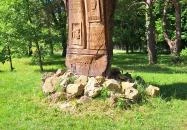 Égbekiáltó gyökerek köztéri alkotás Füzérradvány