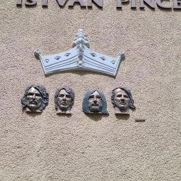 Egri Road Beatles Múzeum, Eger - Egyéb