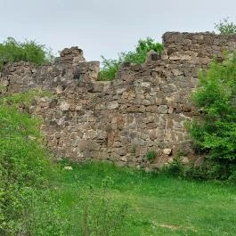 Egri Vár másolata Pilisborosjenő - Külső kép