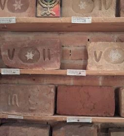 Egyházi pecsétes téglák múzeuma