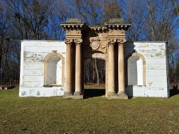 egykori Esterházy-kastély romjai Réde