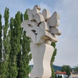 Életfa Visegrád - Külső kép