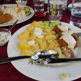 Elizabeth Étterem, Cserkeszőlő - Étel/ital