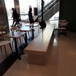 Emily Éclair - Etele Plaza Budapest - Belső