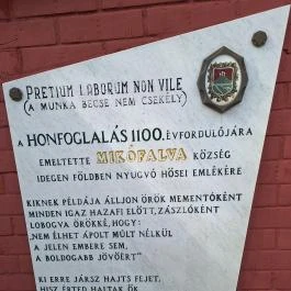 Emlékmű, Mikófalva - Egyéb