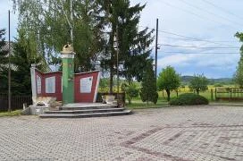 Emlékmű Mikófalva