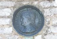 Emlékpad Blaháné emlékére Balatonfüred