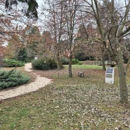 Emlékpark Feked - Külső kép