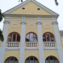 Eötvös-kastély, Sály - Külső kép