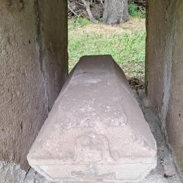 Eötvös-kastély, Sály - Egyéb