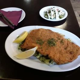 Építész Pince Étterem Budapest - Étel/ital