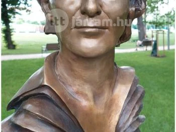 Erdélyi Zsuzsanna Budapest