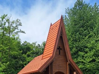 Erdő kápolnája Németbánya