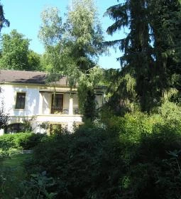 Erdőfénye Kastély Szálló