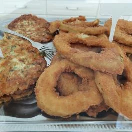 Erika Salátázója, Budaörs - Egyéb