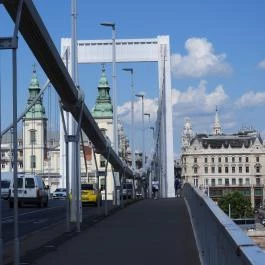 Erzsébet híd, Budapest - Külső kép