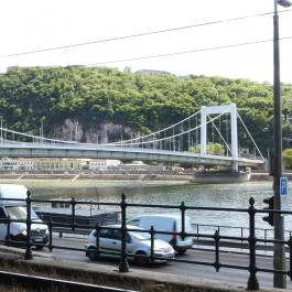 Erzsébet híd, Budapest - Külső kép