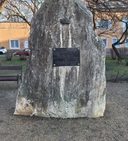 Erzsébet királyné-emlékkő